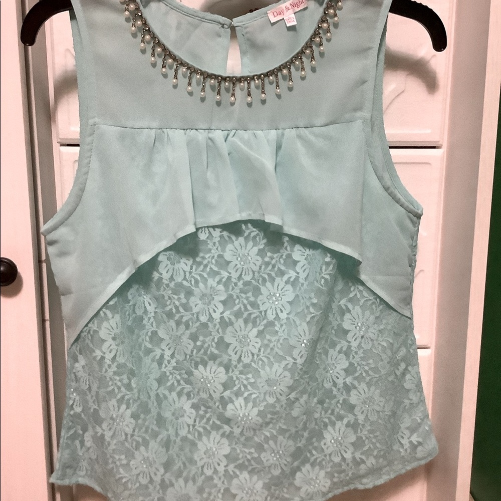 A stylish top by Day & night small